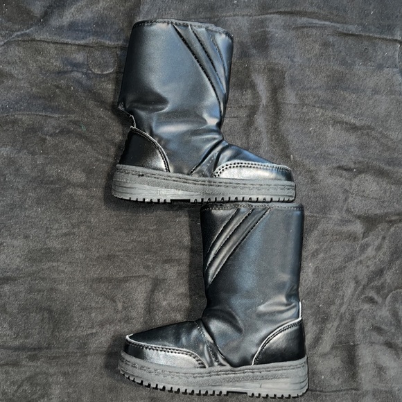 RUGGED EXPOSURE YOUTH KIDS BLACK SNOW BOOTS WITH VELCRO CLOSING - WINTER BOOTS - Picture 2 of 6